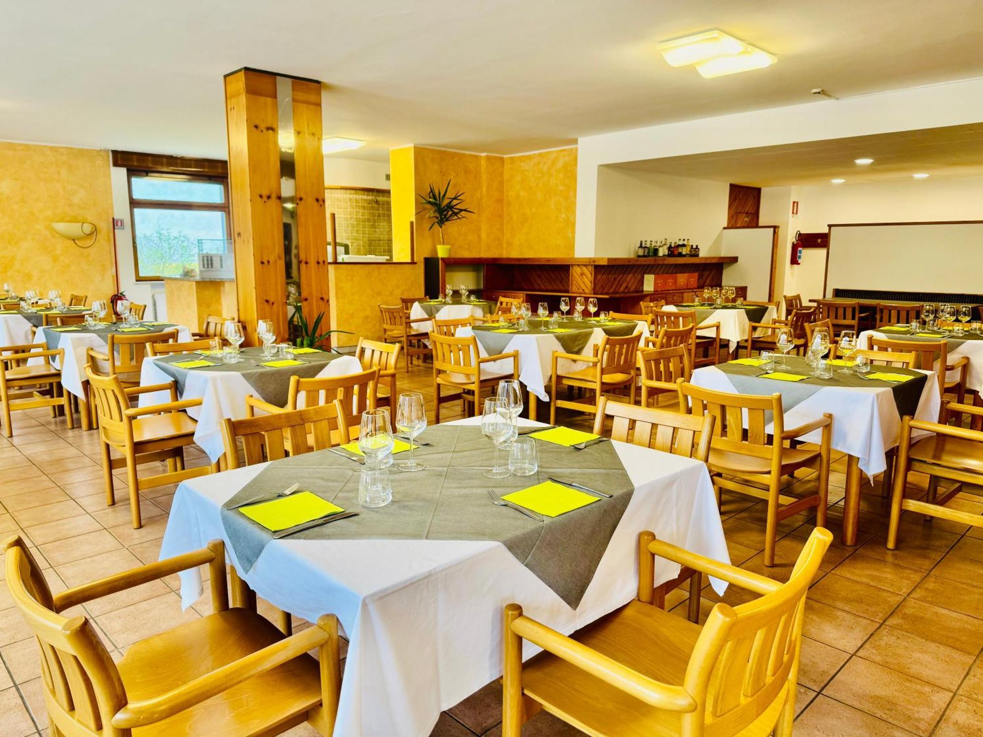 Bike & Bikers Hotel Restaurant Ампецо Екстериор снимка